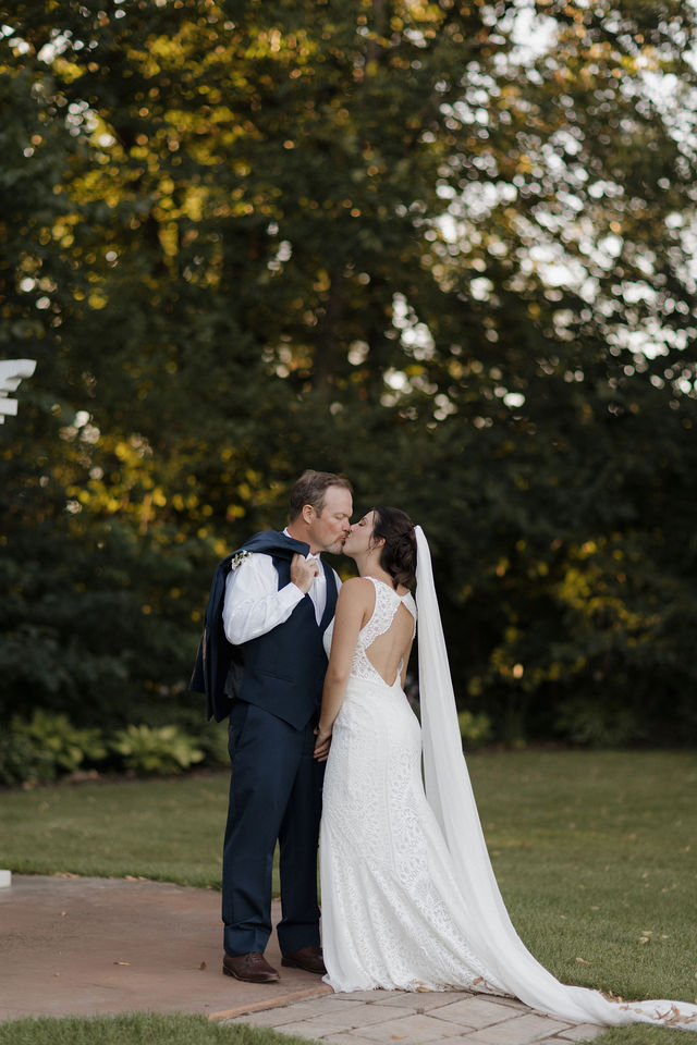 Couple portrait at Stone Hill Farm